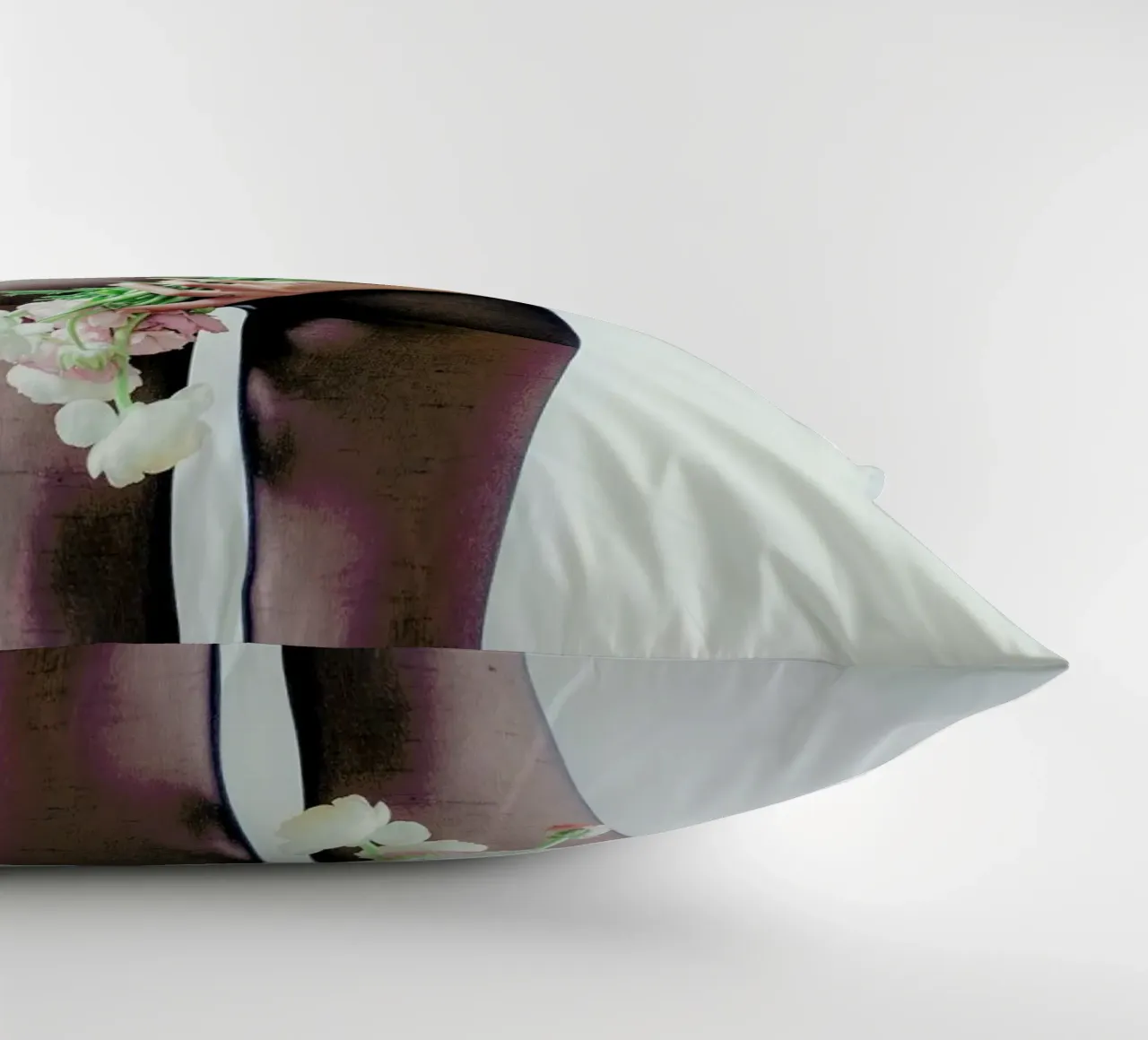 Flowers And Tights 1 cuscino da Chris Abatzis