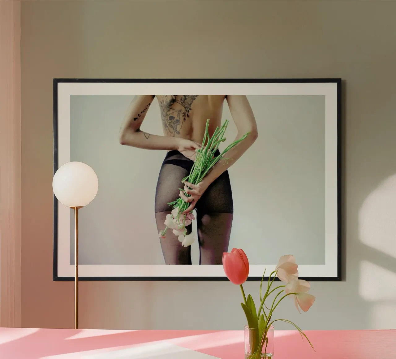 Flowers And Tights 1 carta hahnemühle da Chris Abatzis