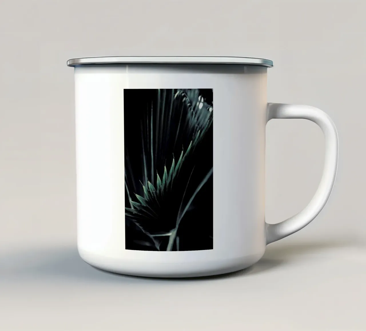 Palm Shade 1 tazza in smalto da Chris Abatzis