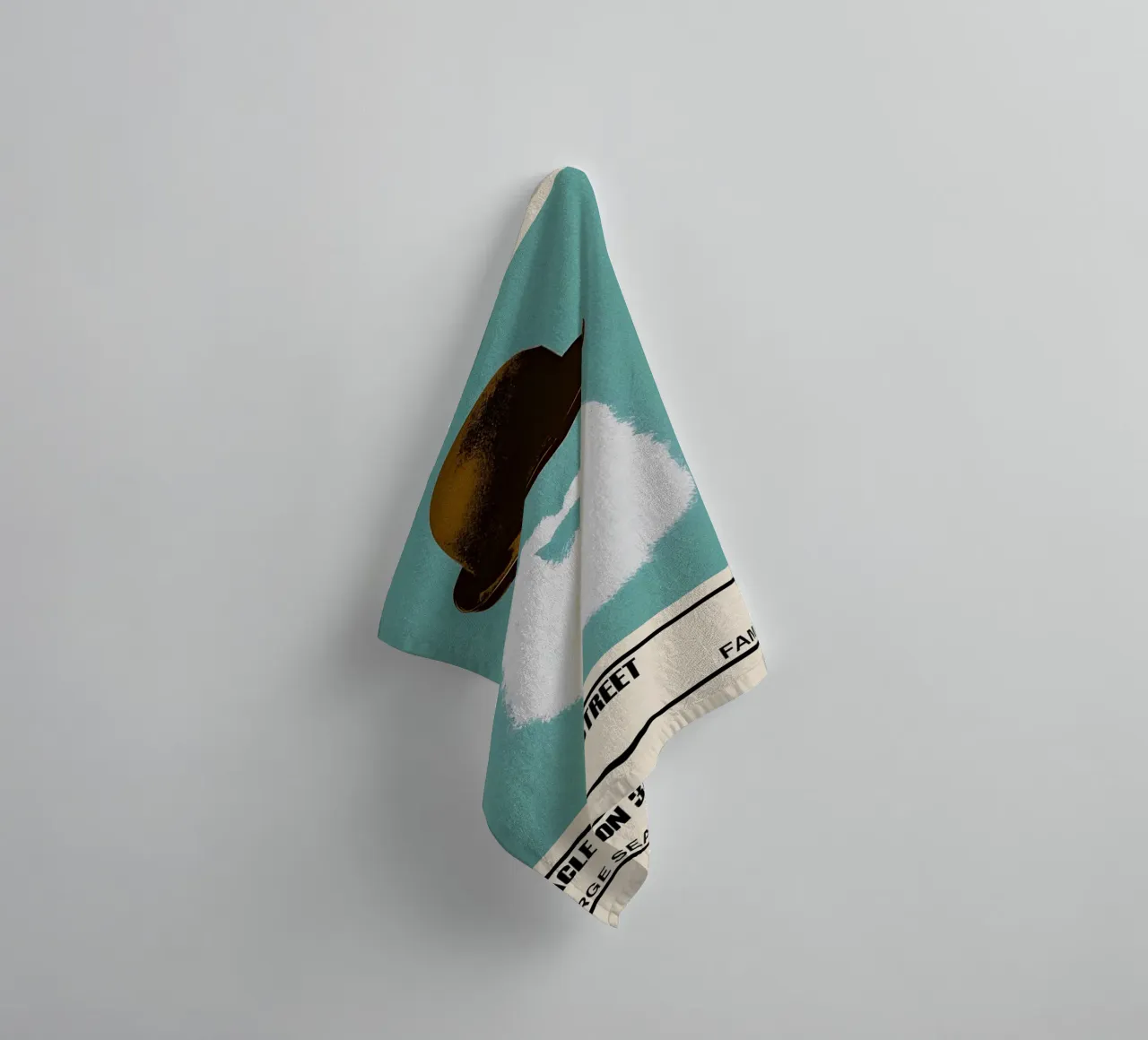 Miracle on 34th Street asciugamano da bagno da TheArtstudio