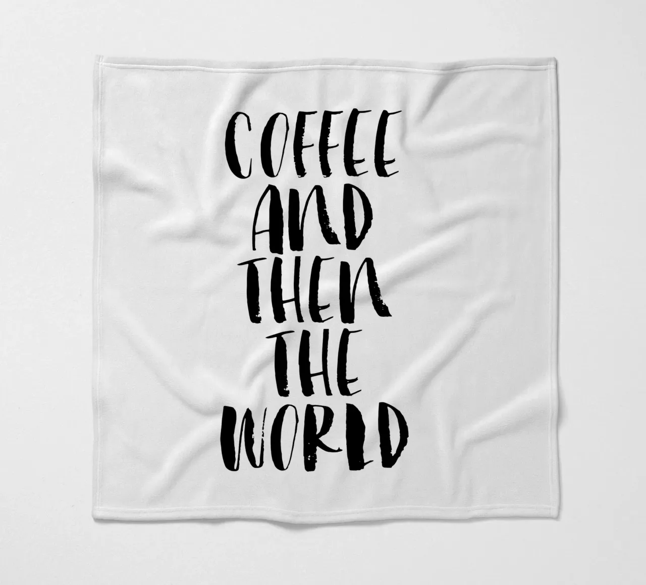 Caffè e poi il mondo in bianco e nero coperta in pile da THE MOTIVATED TYPE