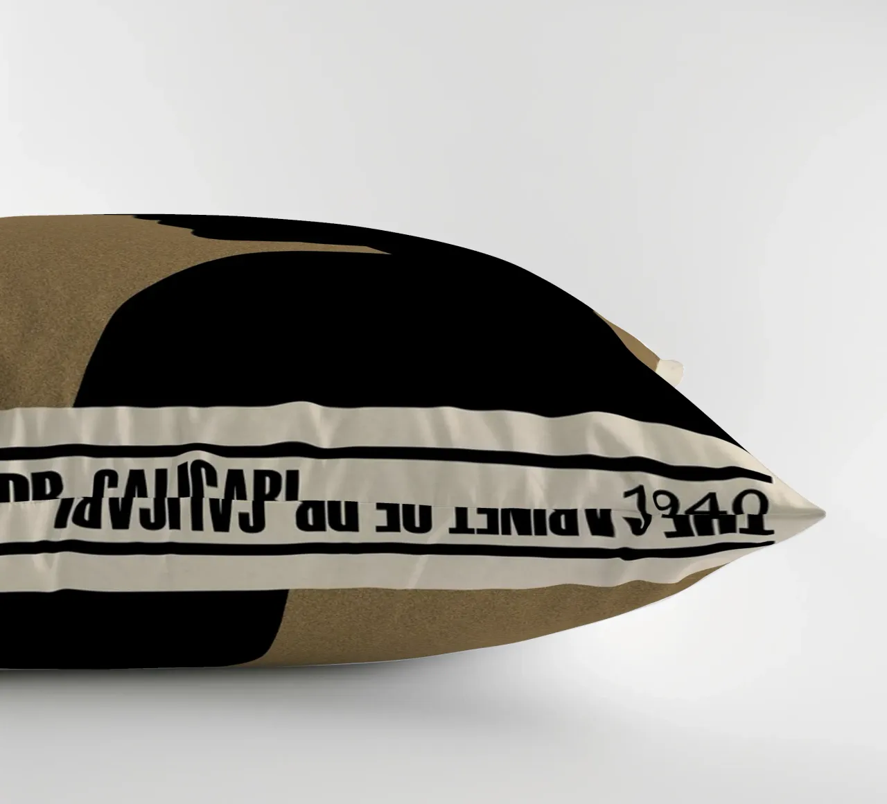 The Grapes of Wrath cuscino da TheArtstudio