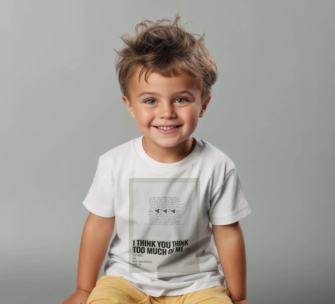 I THINK YOU THINK TOO MUCH OF ME t-shirt bambini da SoundStudio