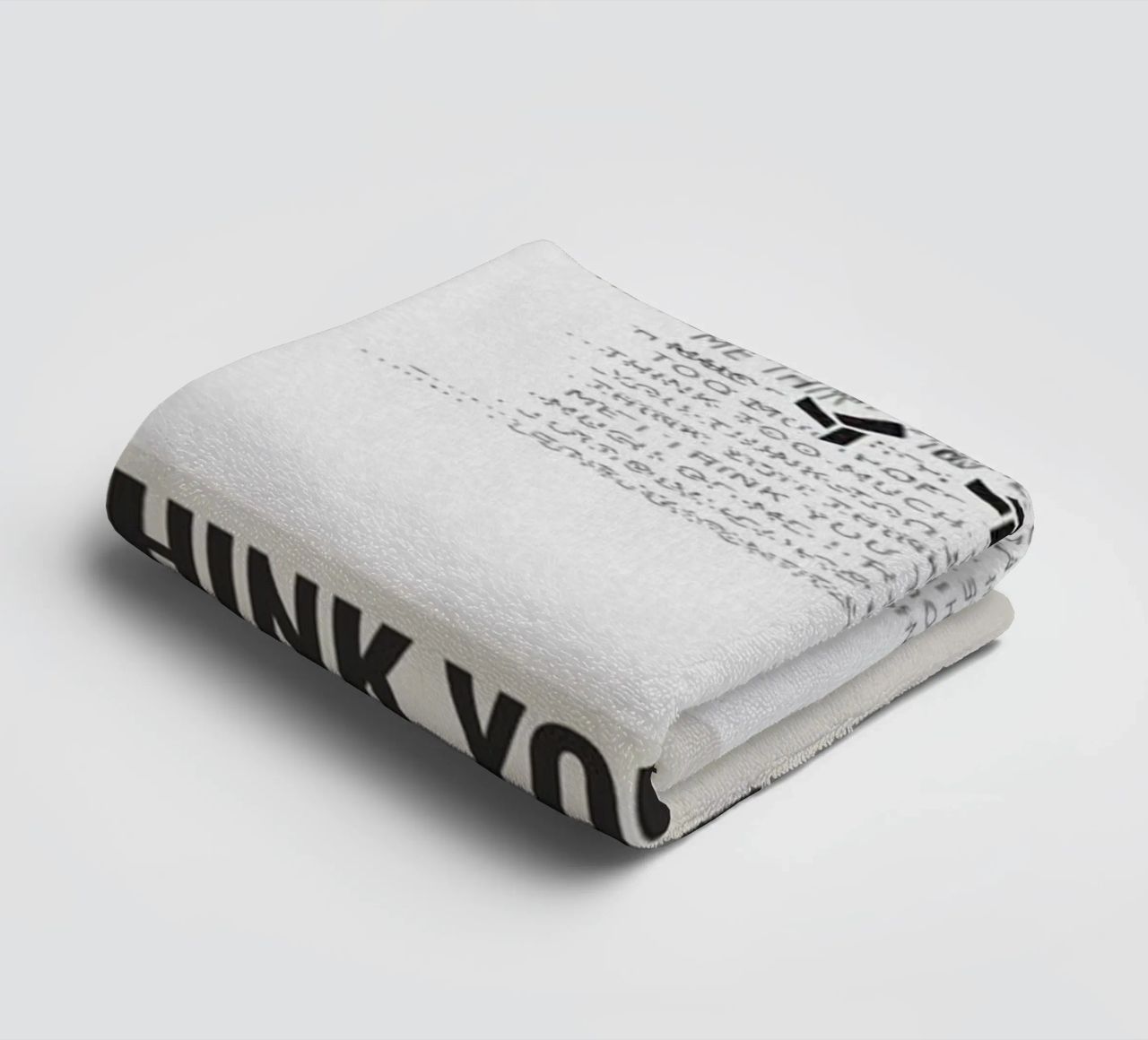 I THINK YOU THINK TOO MUCH OF ME asciugamano da bagno da SoundStudio
