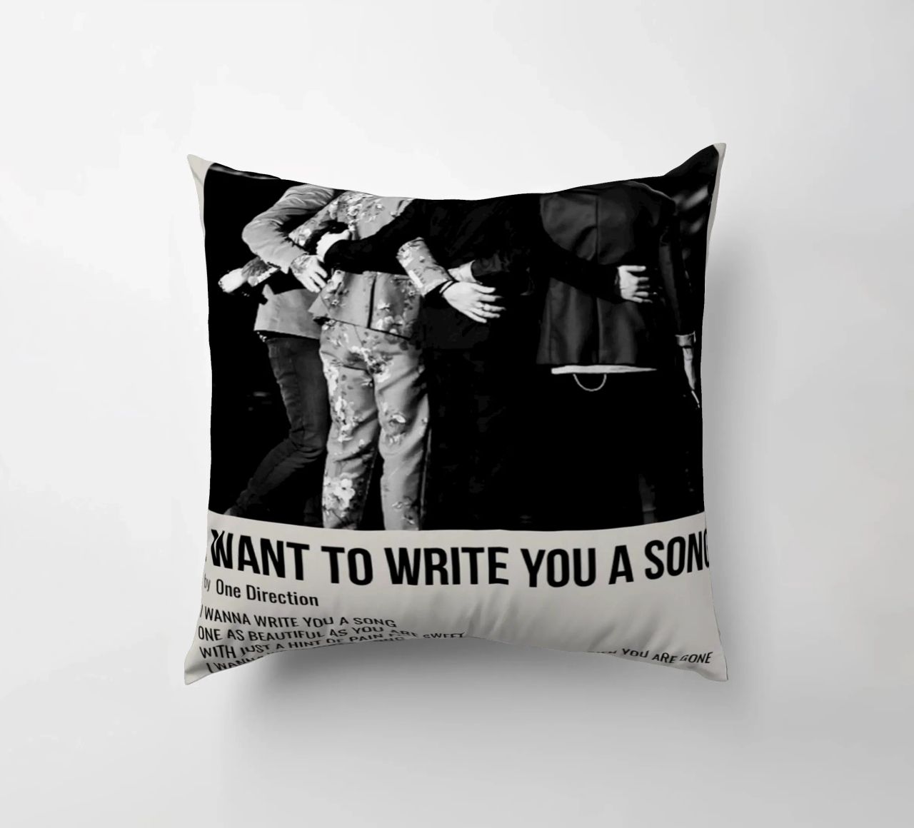 I WANT TO WRITE YOU A SONG by One Direction cuscino da SoundStudio