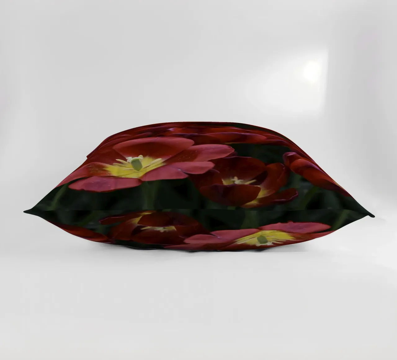 Passion in Nature – The Allure of a Red Tulip cuscino da Curious Collections by Marielle Leenders