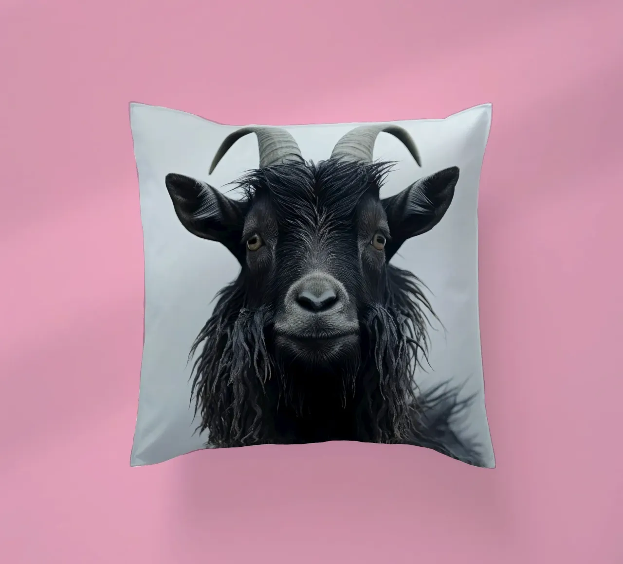 Mountain Goat cuscino da treechild