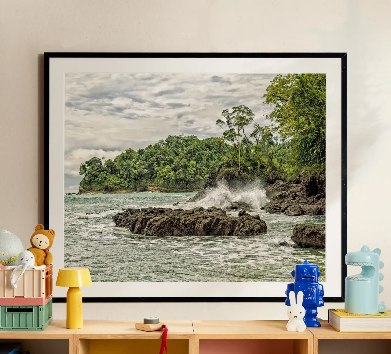 Rugged Jungle Coastline – Where Wilderness Meets the Sea Hahnemühle von Curious Collections by Marielle Leenders