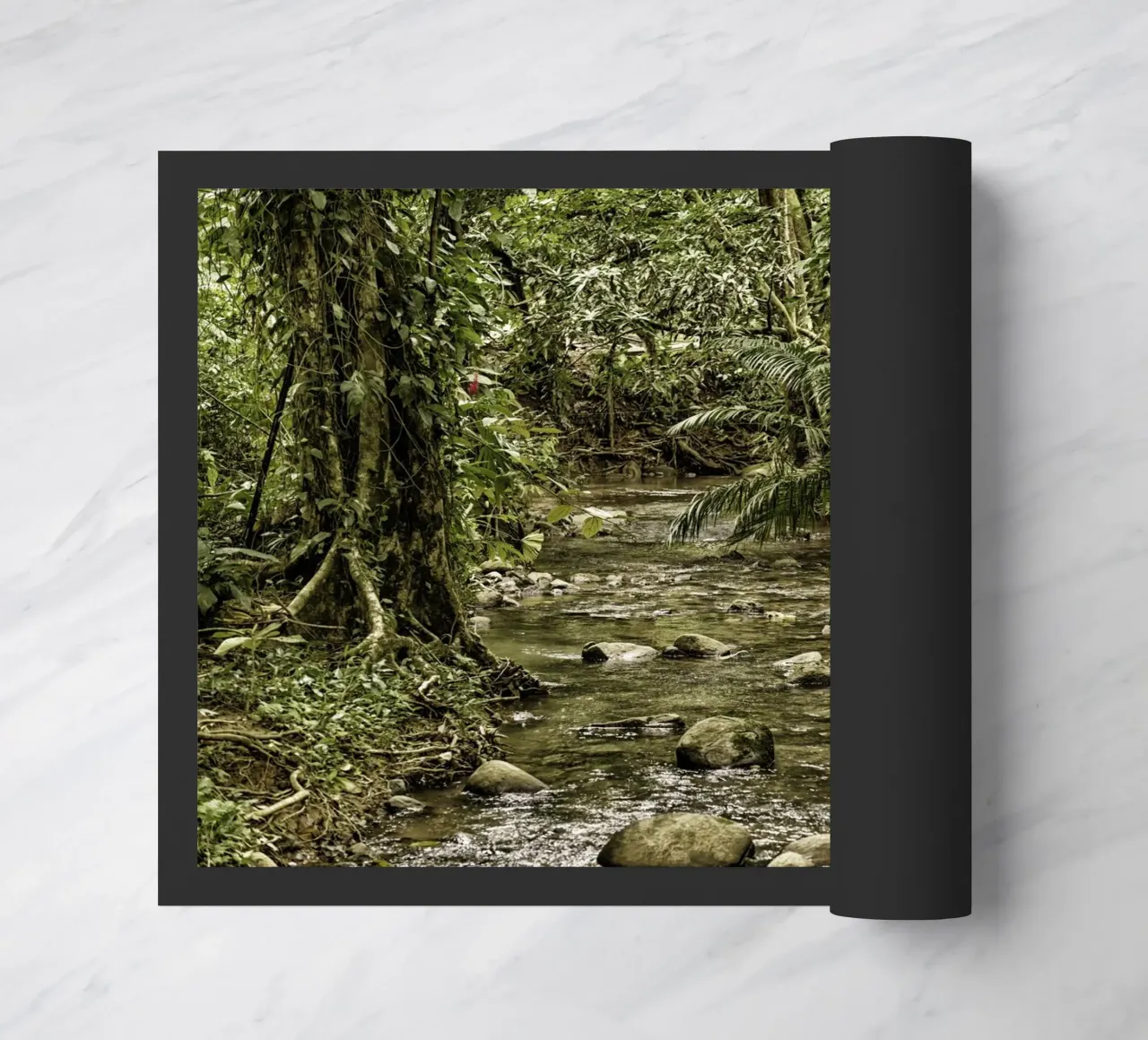 Jungle Stream – A Serene Oasis in the Wilderness zerbino da Curious Collections by Marielle Leenders