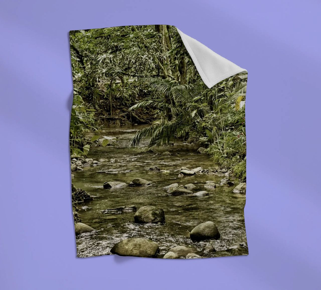 Jungle Stream – A Serene Oasis in the Wilderness coperta in pile da Curious Collections by Marielle Leenders