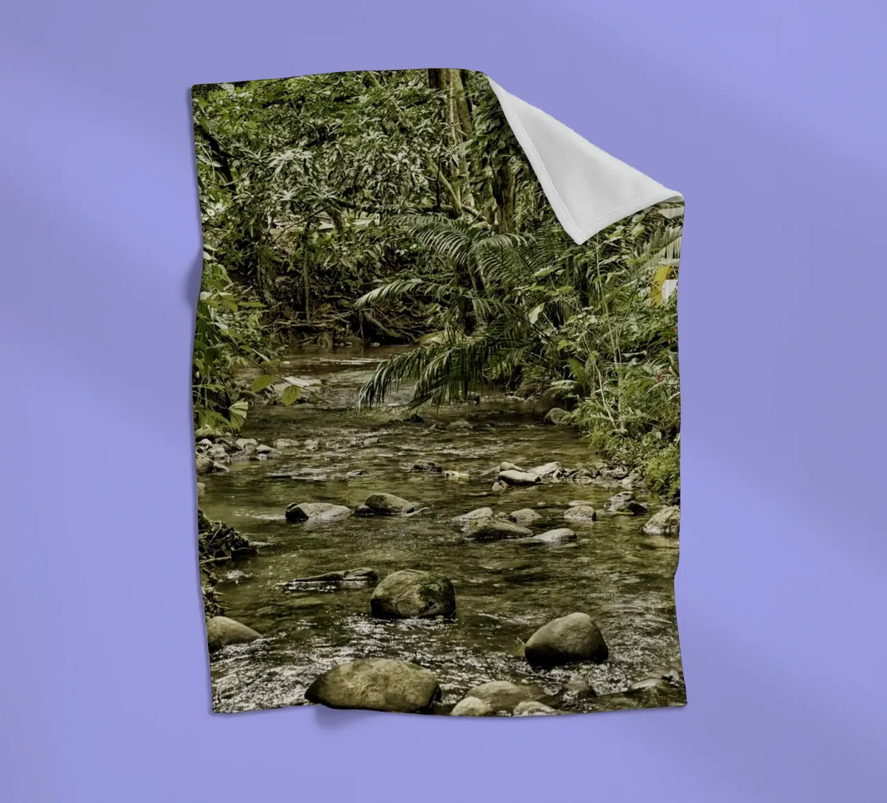 Jungle Stream – A Serene Oasis in the Wilderness coperta in pile da Curious Collections by Marielle Leenders