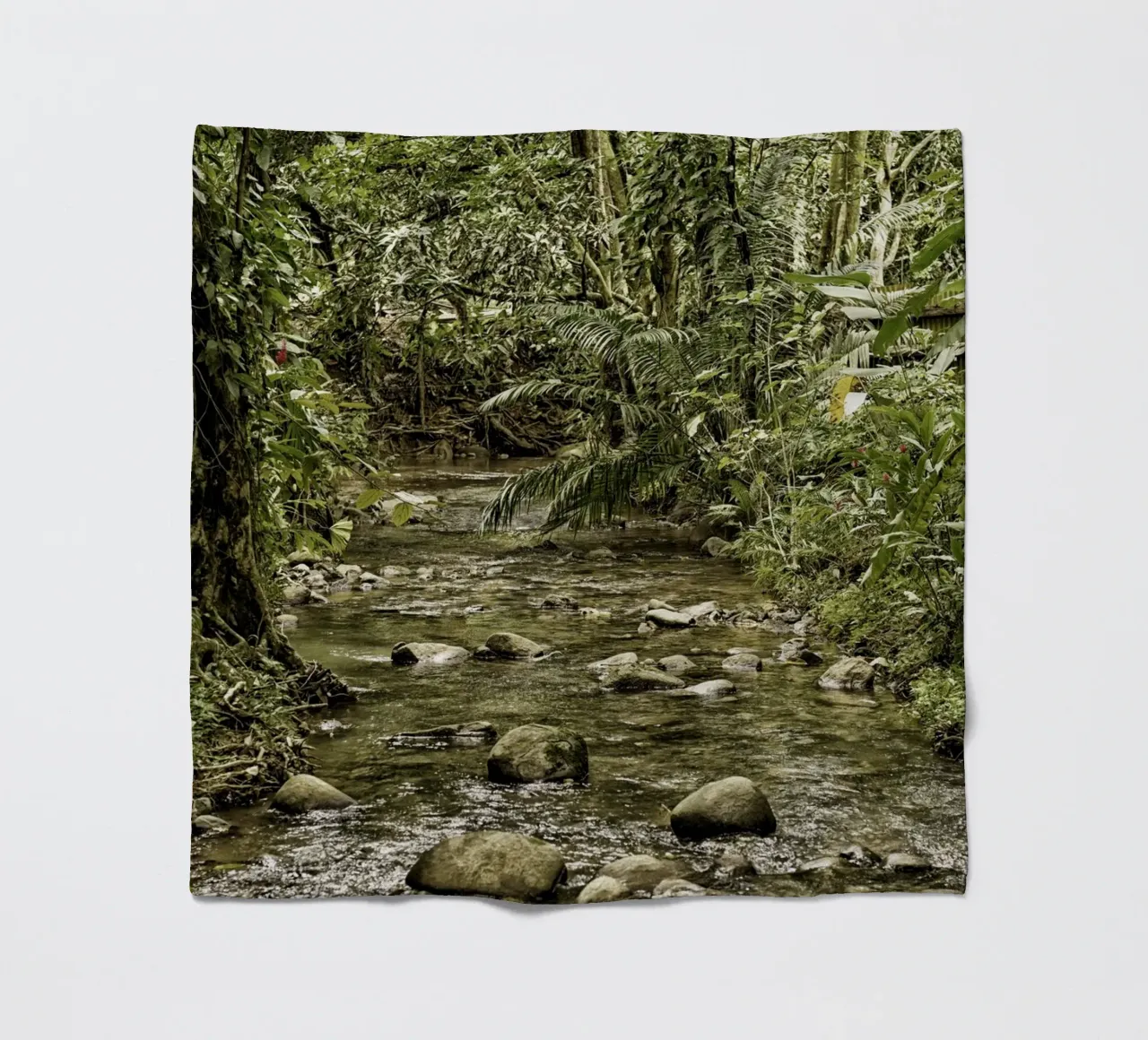 Jungle Stream – A Serene Oasis in the Wilderness coperta in pile da Curious Collections by Marielle Leenders