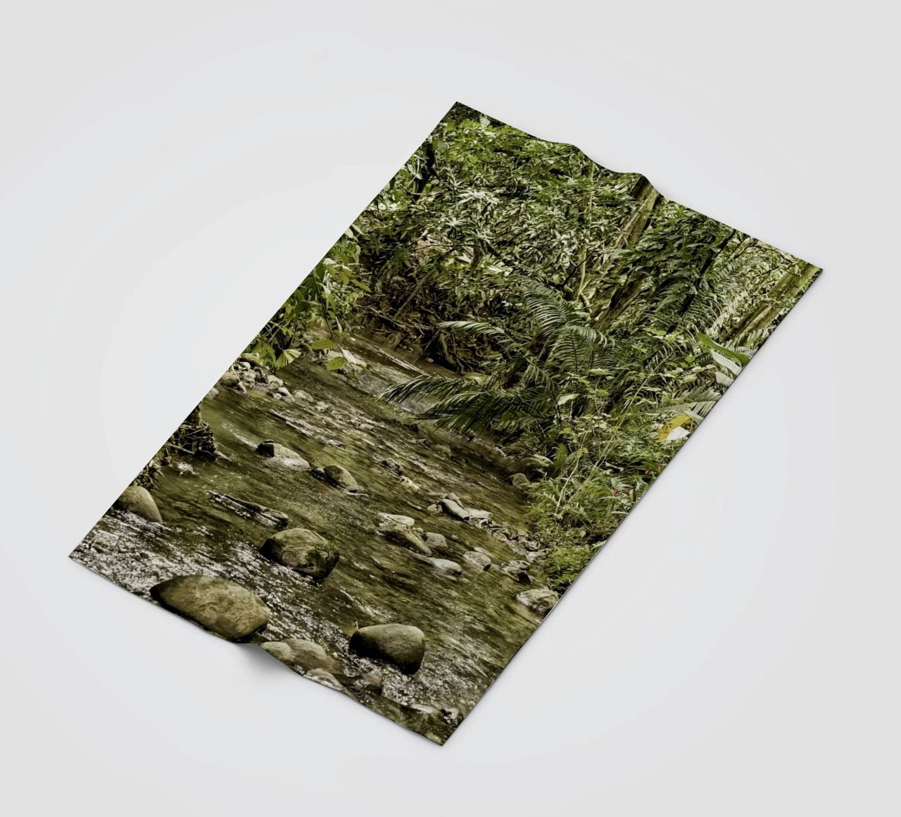 Jungle Stream – A Serene Oasis in the Wilderness coperta in pile da Curious Collections by Marielle Leenders