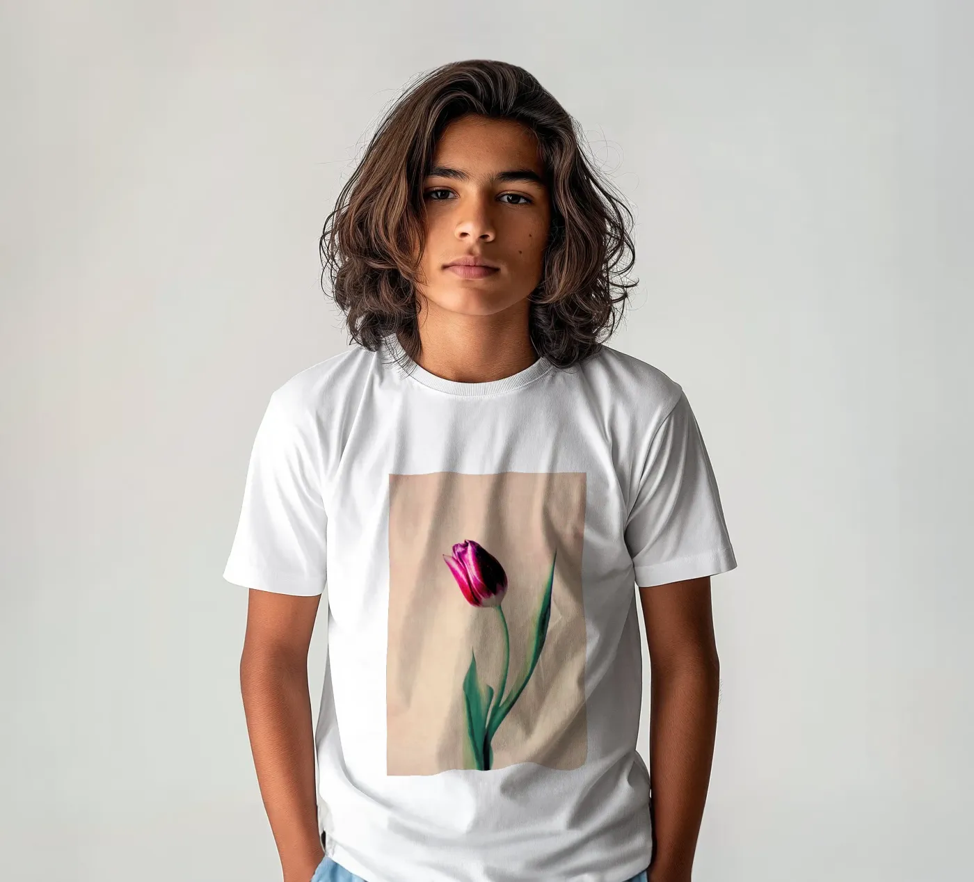 Tulip t-shirt bambini da Ingrid Beddoes