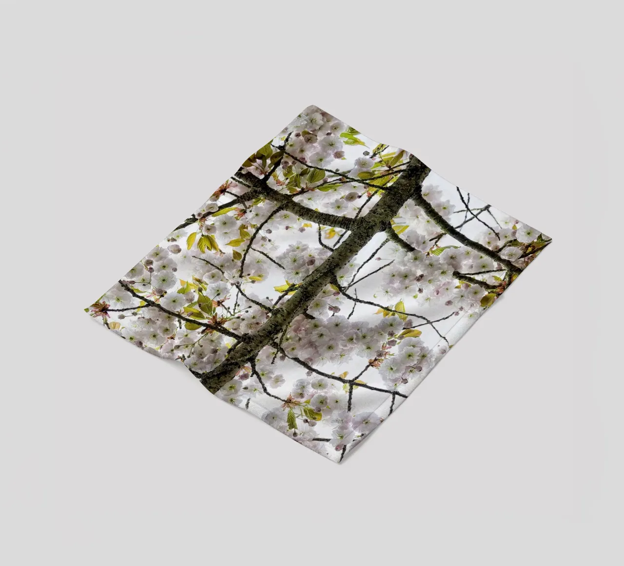 Underneath a Blossoming Tree coperta in pile da Curious Collections by Marielle Leenders