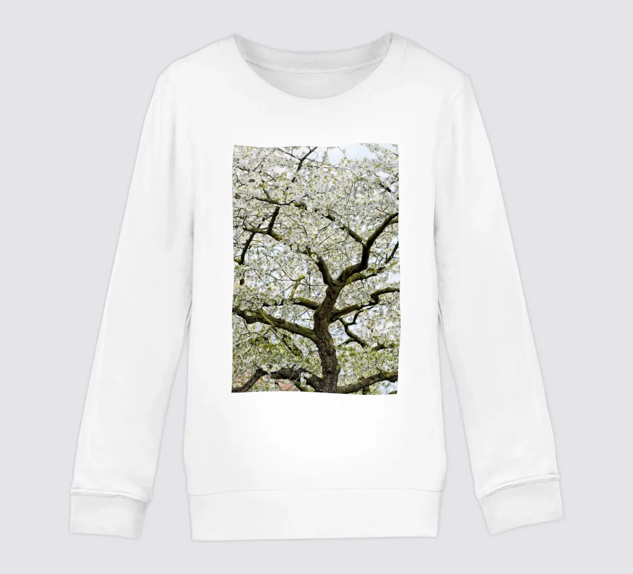 Tree with White Blossoms – A Peaceful Springtime Haven felpa bambino da Curious Collections by Marielle Leenders