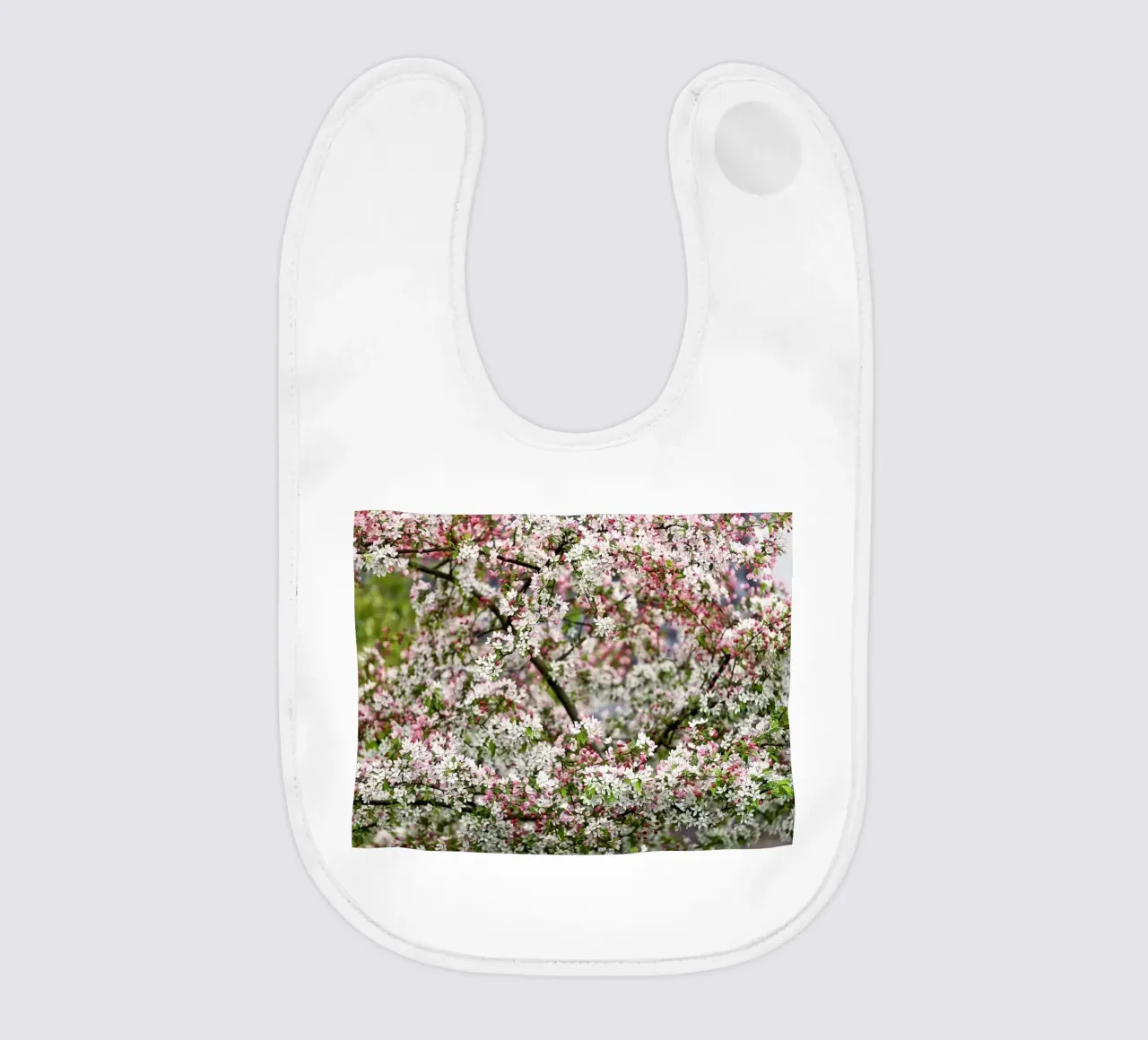 Delicate Blossoms – The Beauty of Soft Spring Blooms bavaglino da Curious Collections by Marielle Leenders