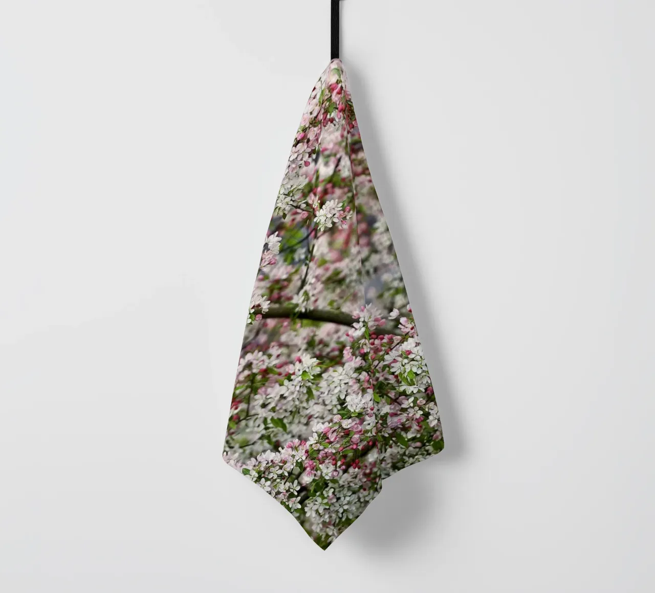 Delicate Blossoms – The Beauty of Soft Spring Blooms canovaccio da cucina da Curious Collections by Marielle Leenders
