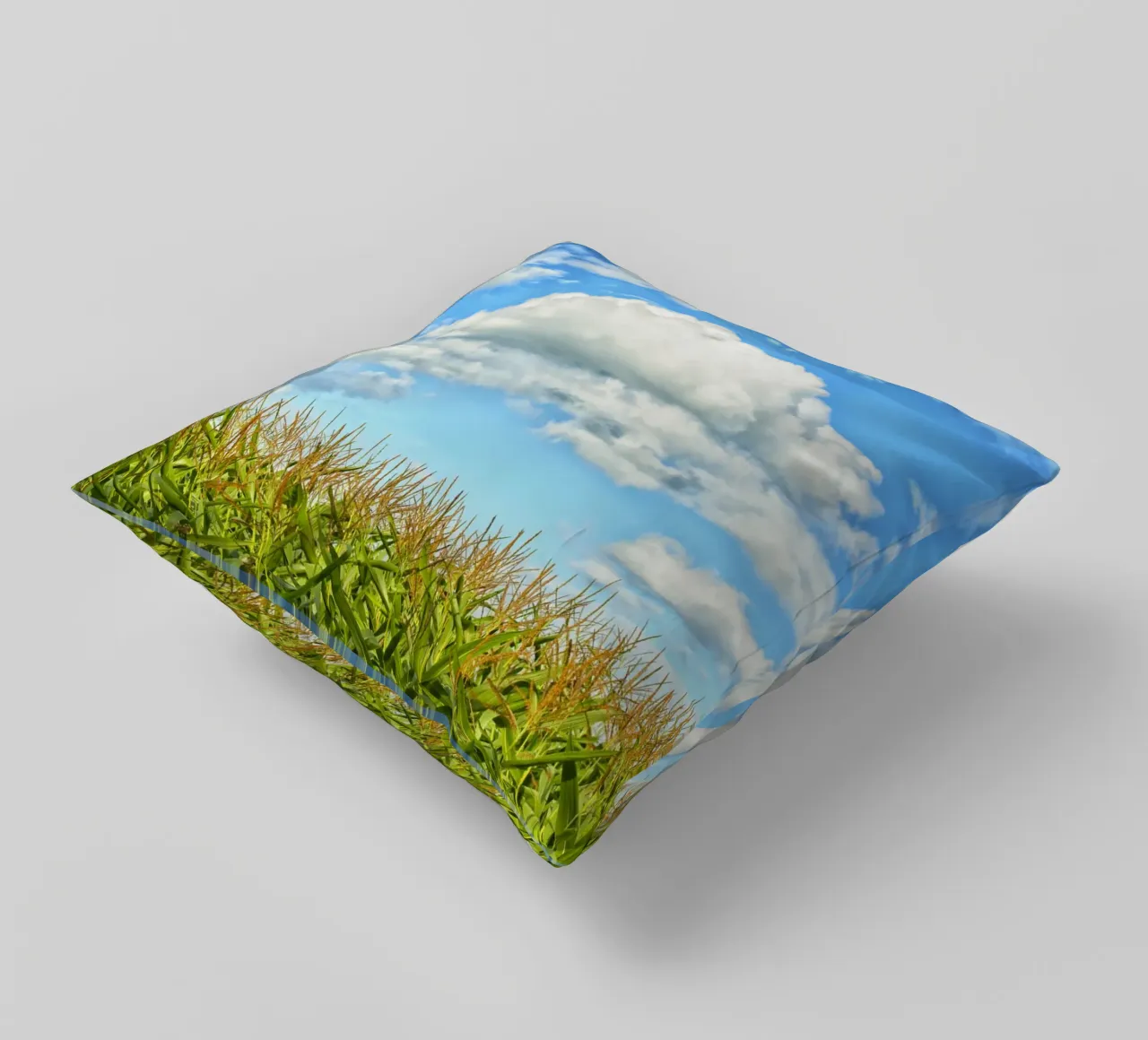 Cornfield Dreams – Where Earth Meets Sky cuscino da Curious Collections by Marielle Leenders