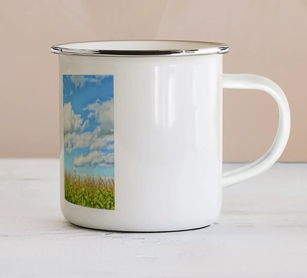 Cornfield Dreams – Where Earth Meets Sky tazza in smalto da Curious Collections by Marielle Leenders