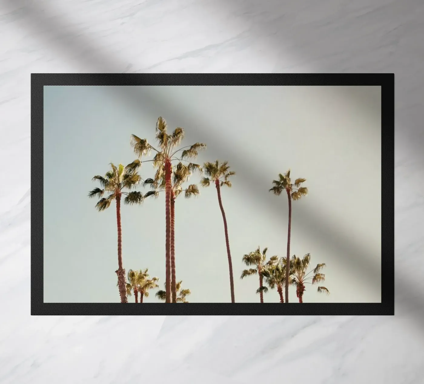 Palms Fußmatte von Catherine McDonald