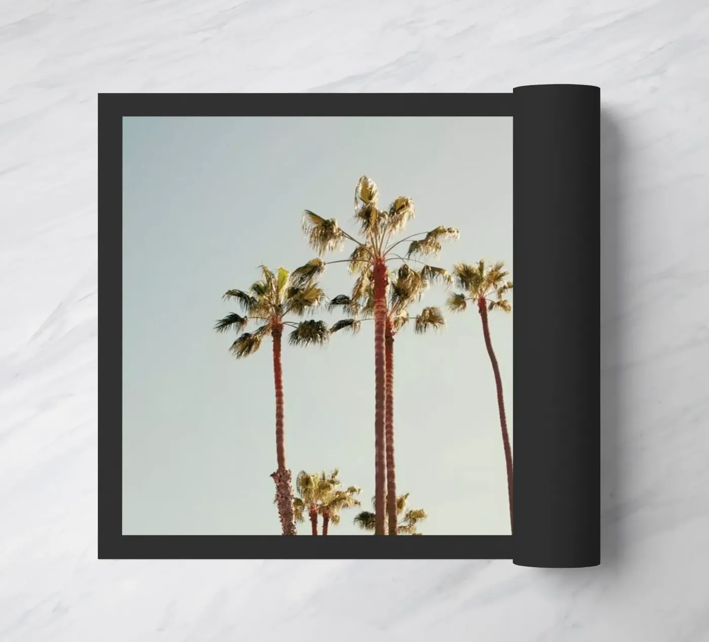 Palms Fußmatte von Catherine McDonald