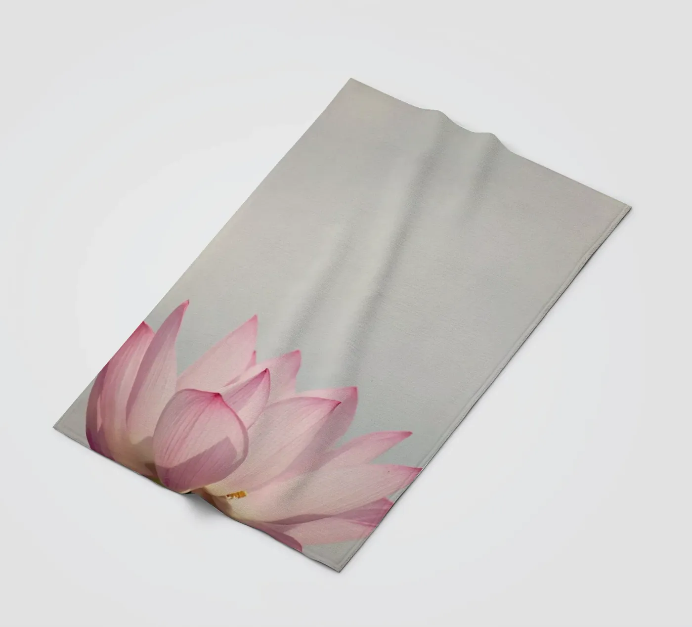 Lotus Fleecedecke von Catherine McDonald