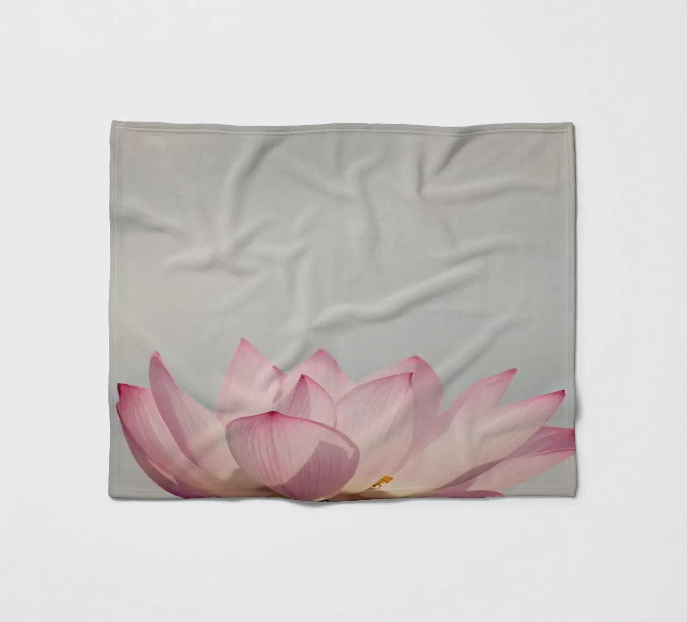 Lotus Fleecedecke von Catherine McDonald
