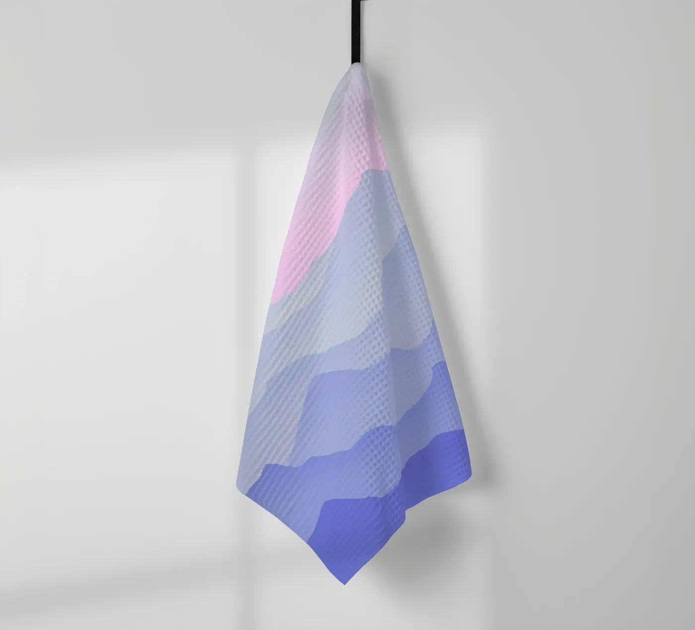 Between Blue Geschirrtuch von Hanna Kastl-Lungberg