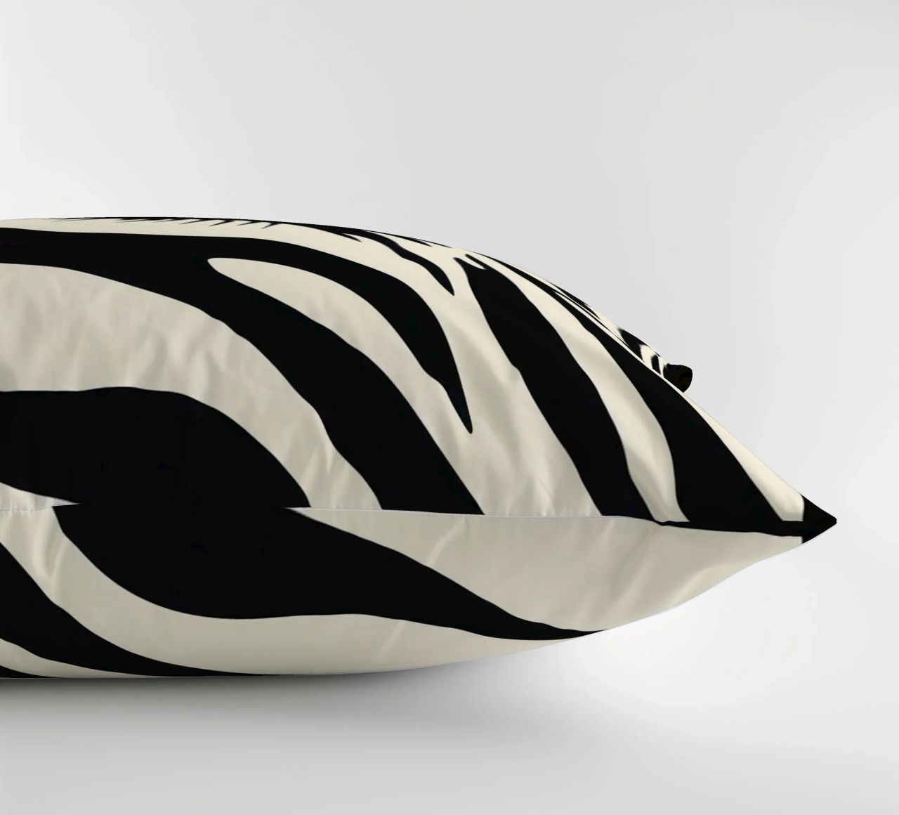 Zebra Closeup | Strisce bianche e nere cuscino da Autofocus