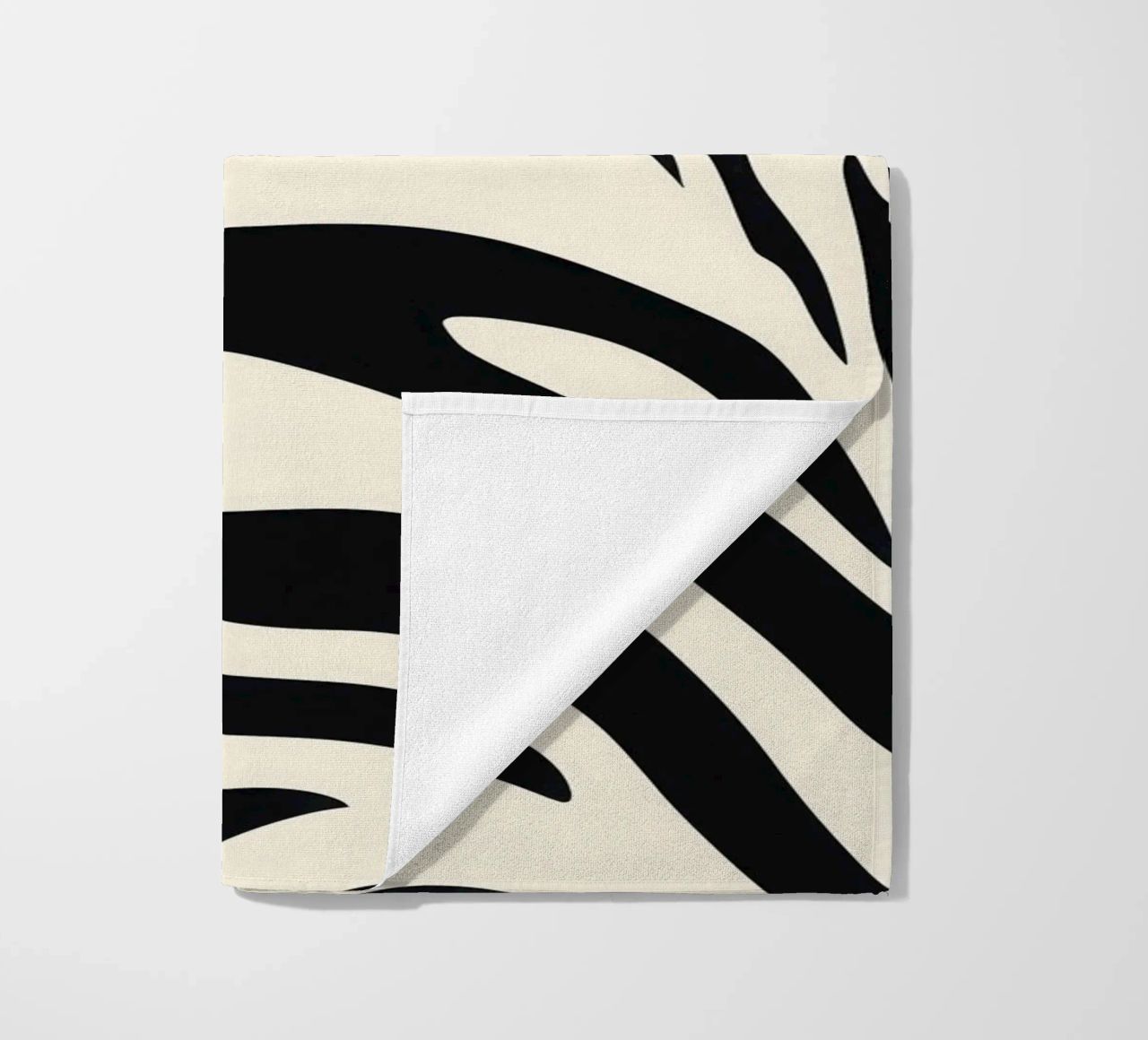 Zebra Closeup | Strisce bianche e nere telo mare da Autofocus