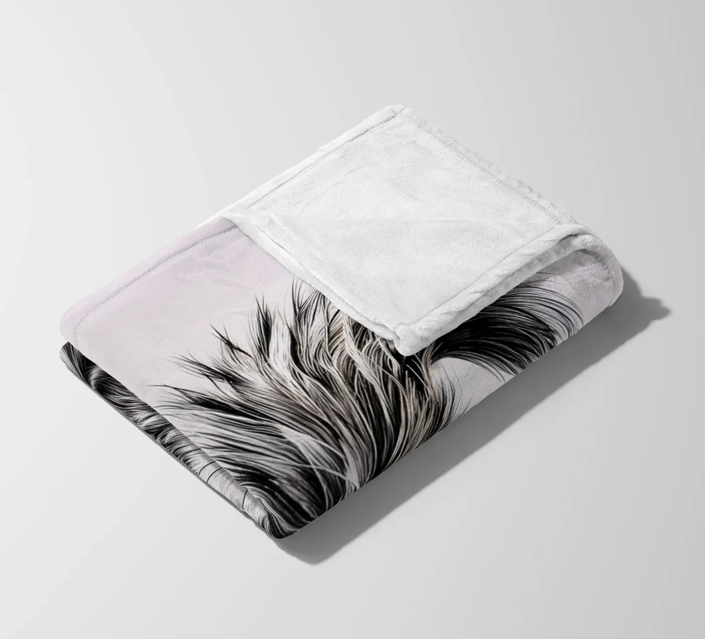 Cheeky Squirrel Fleecedecke von SnoopyAnimals