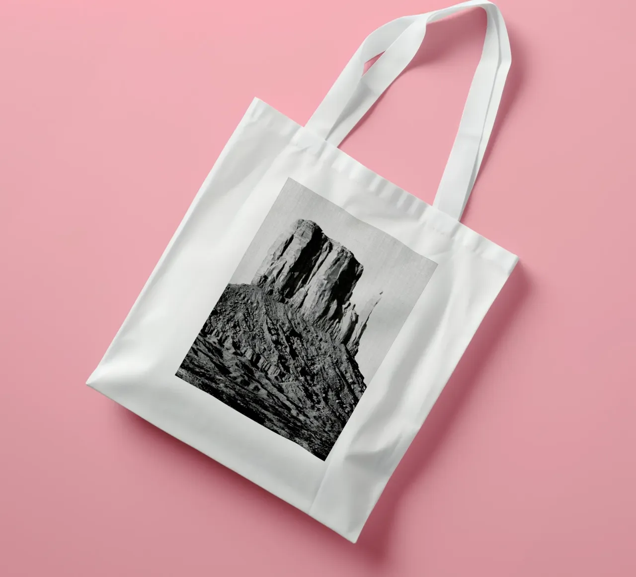 Print 98 borsa in juta da Lila x Lola