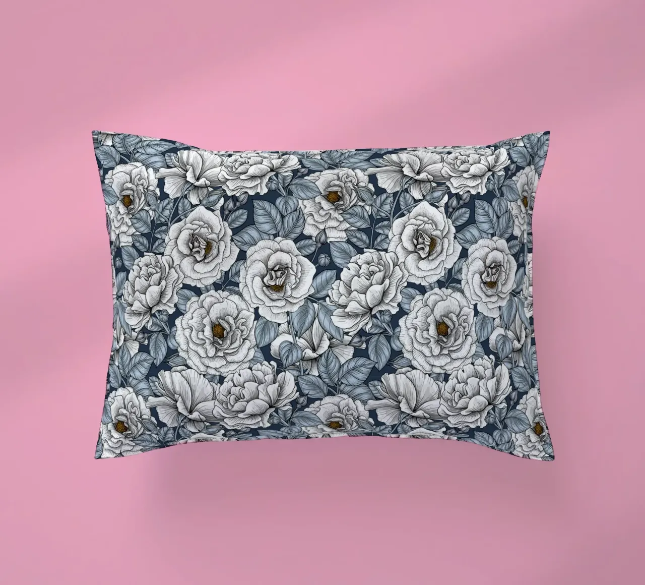 katerina Kirilova - Roseto d'argento cuscino da The Artcircle