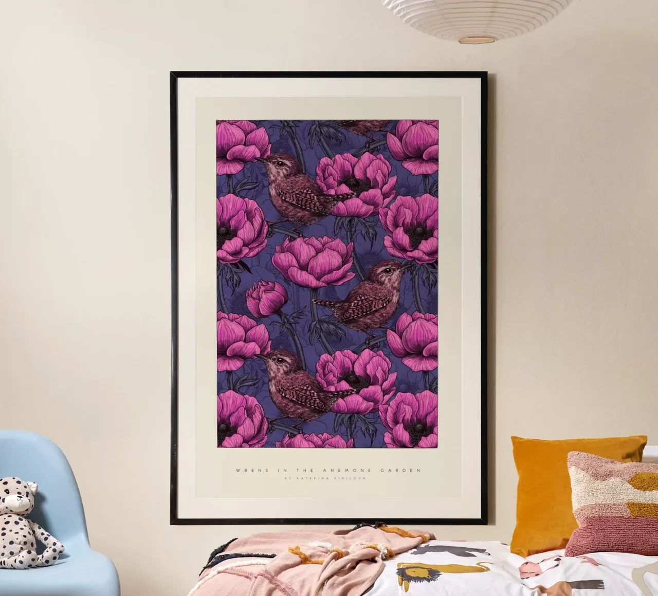 katerina Kirilova - Scriccioli nel giardino degli anemoni rosa poster con telaio in alluminio da The Artcircle