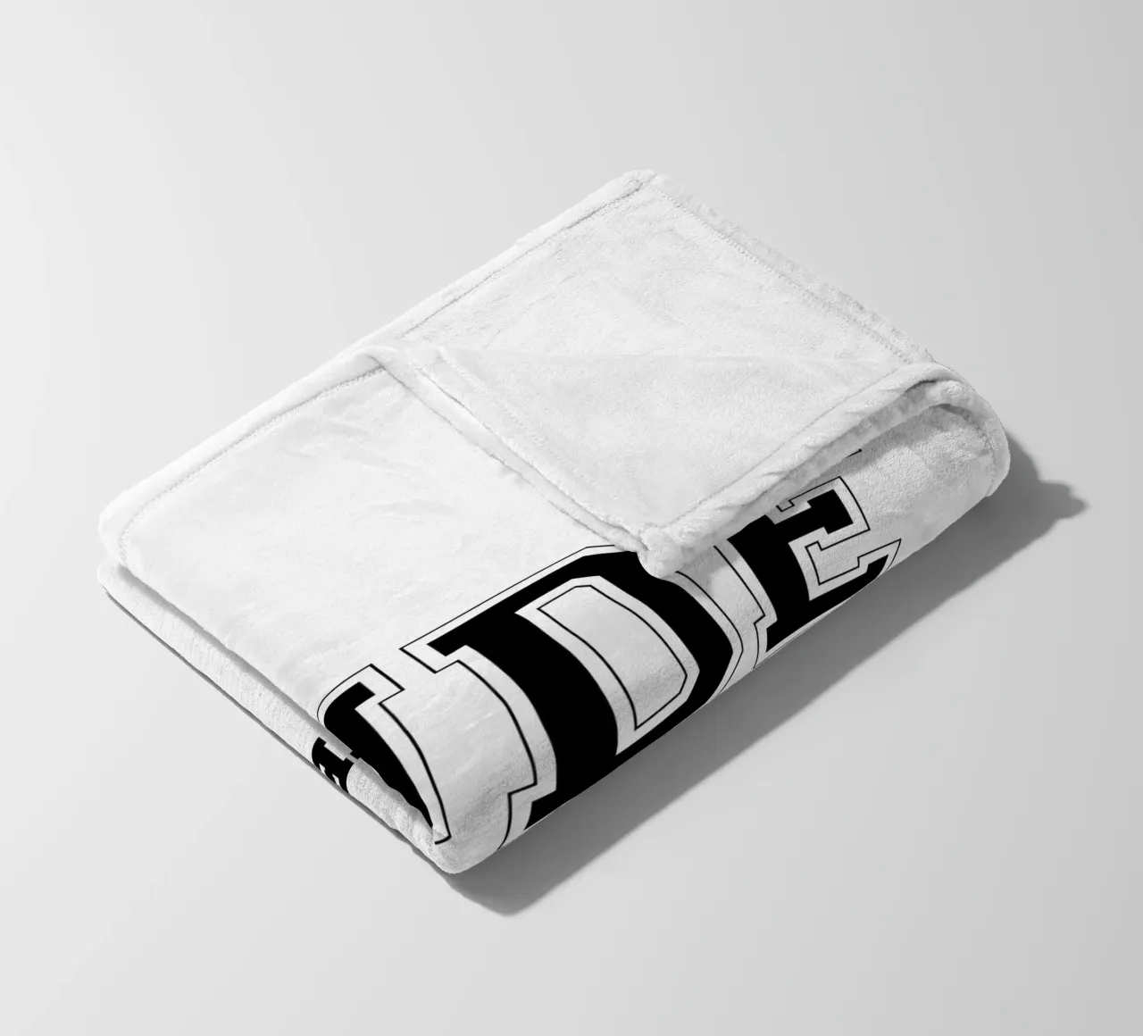 Hude University: Schriftzug in schwarz coperta in pile da Pulse of Art