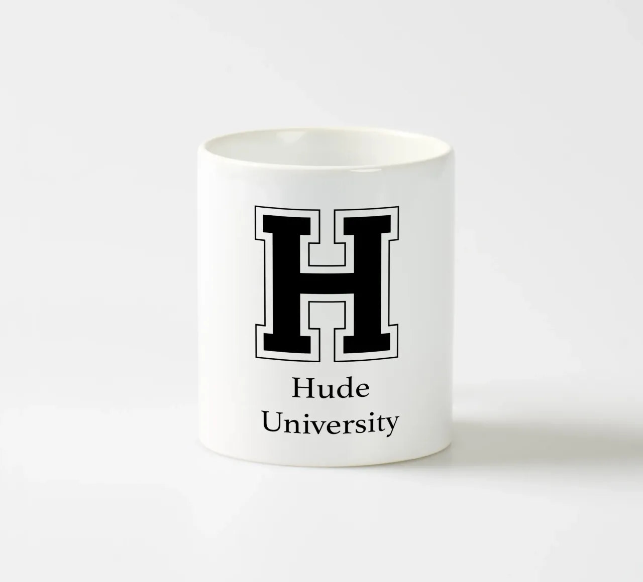 Hude University: Großes H tazza in ceramica da Pulse of Art
