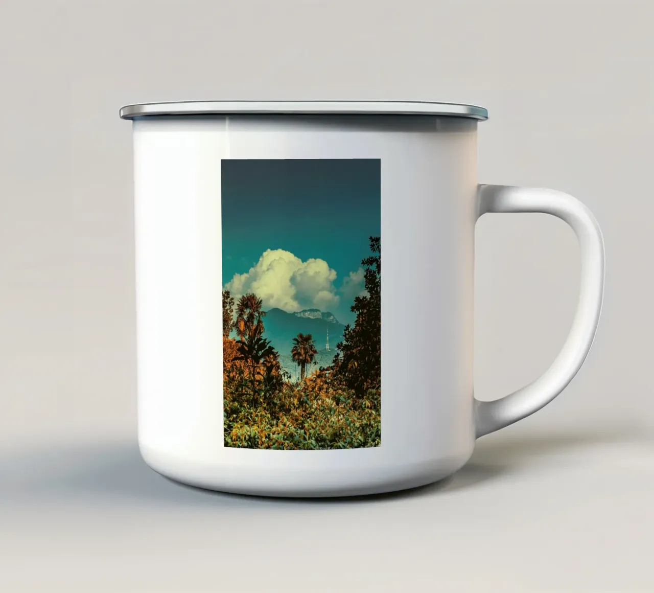 The Palm tazza in smalto da Pale Grain