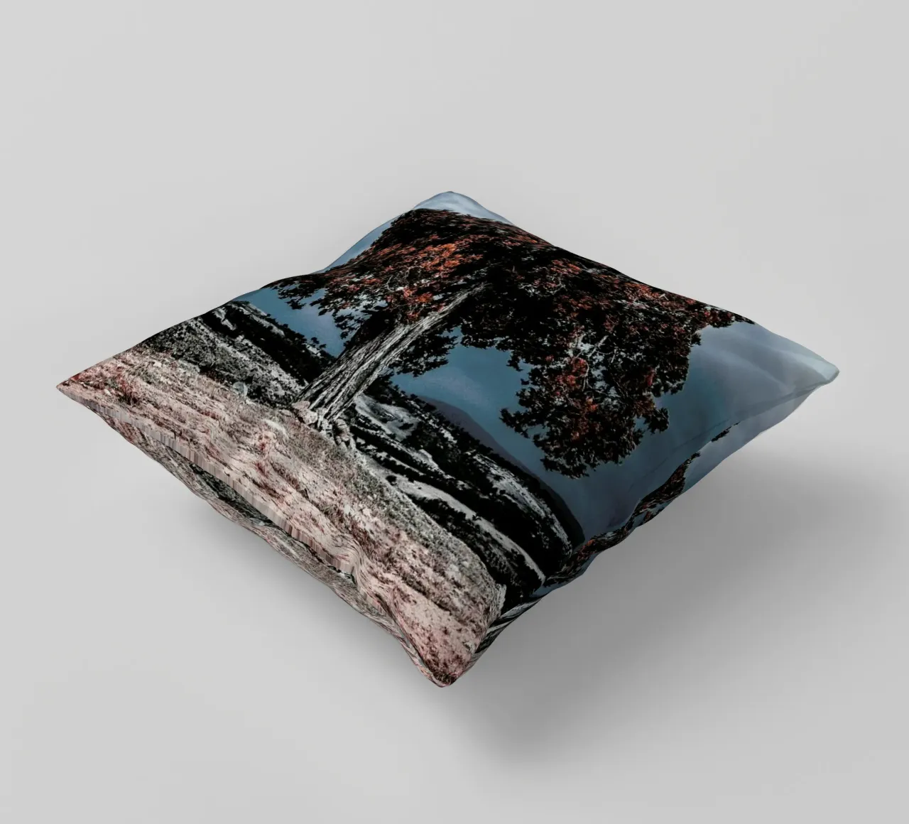 The Red Giant Tree cuscino da Pale Grain