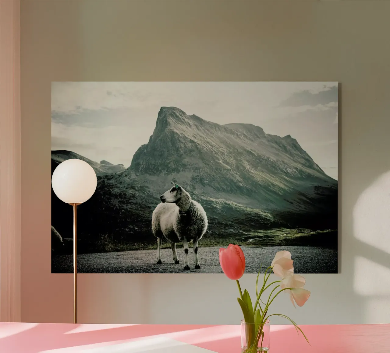 Sheep 1 plexiglass da Chris Abatzis