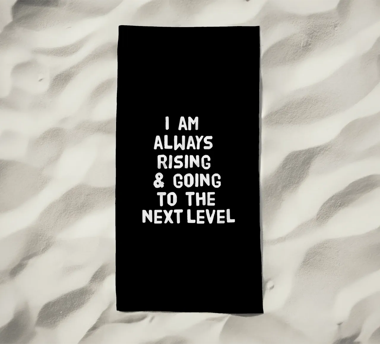 I am always rising and going to the next level strandhanddoek van happieeagle