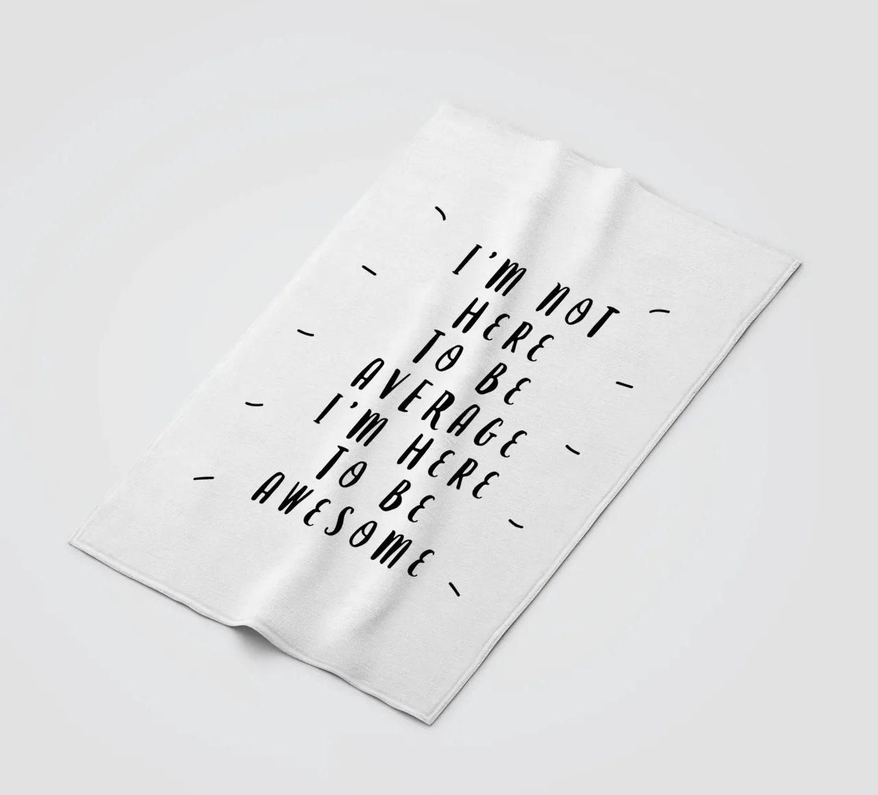 Ich bin nicht hier, um durchschnittlich zu sein, ich bin hier, um großartig zu sein Typografie Fleecedecke von THE MOTIVATED TYPE