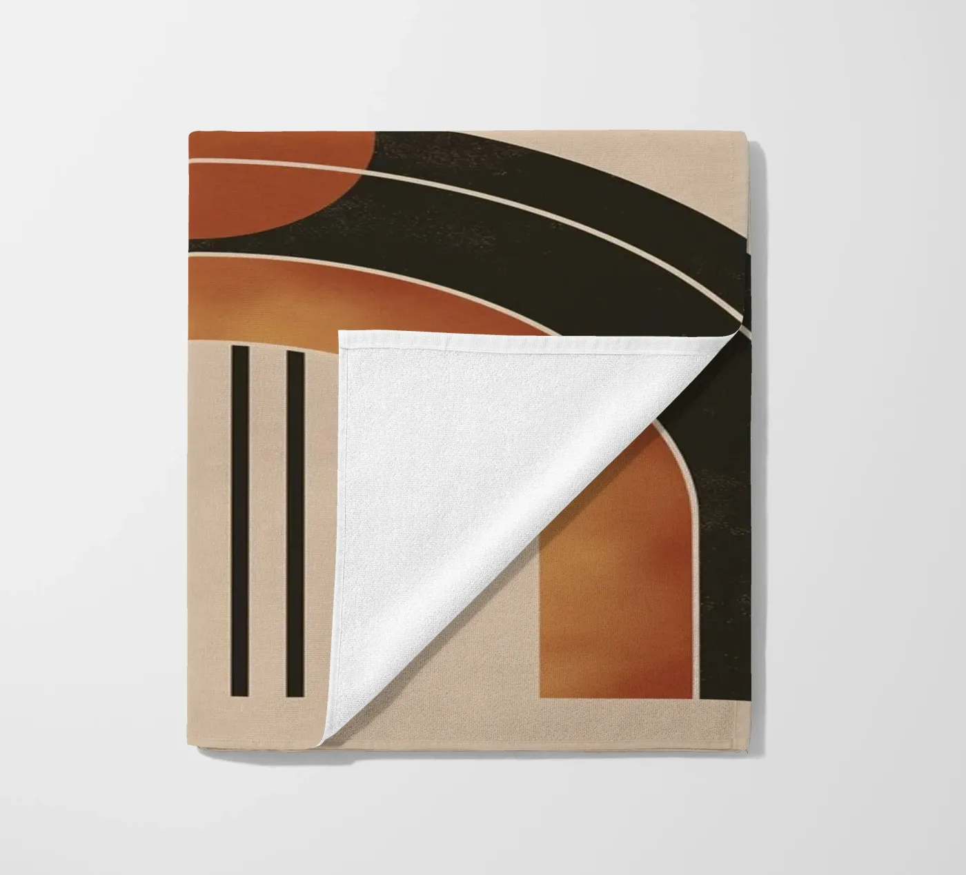 Abstrakte Harmonie Strandtuch von Whole©