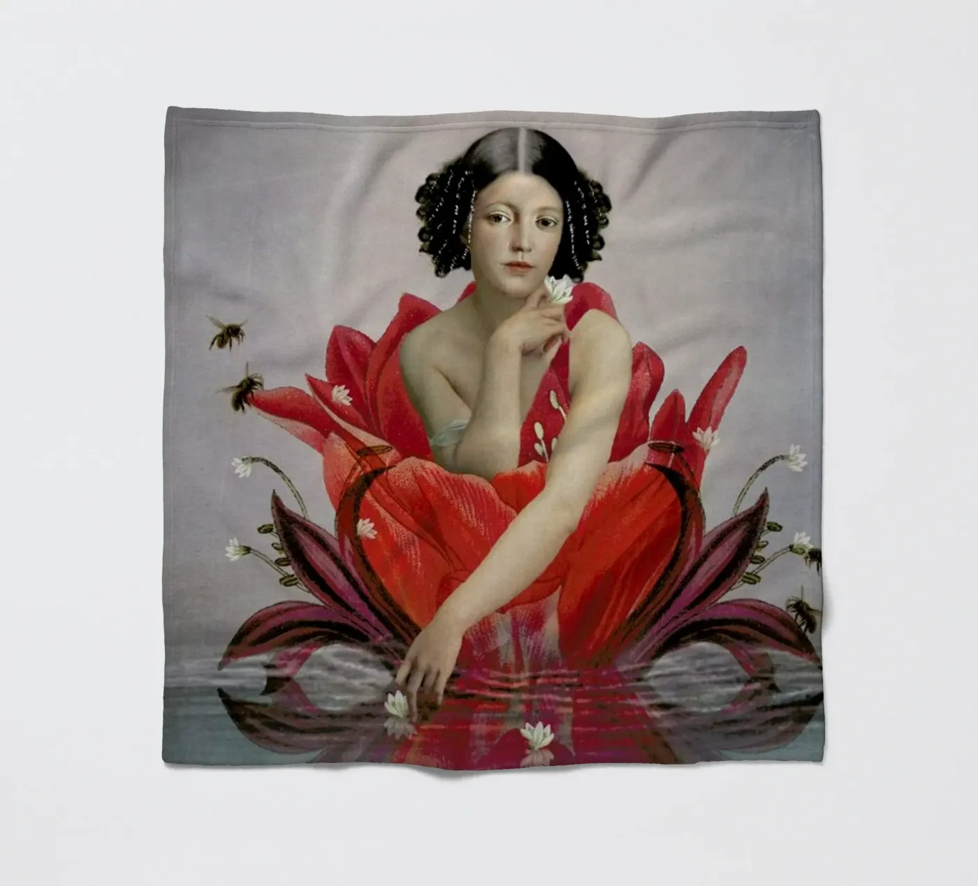 Floating Flower Fleecedecke von Catrin Welz-Stein