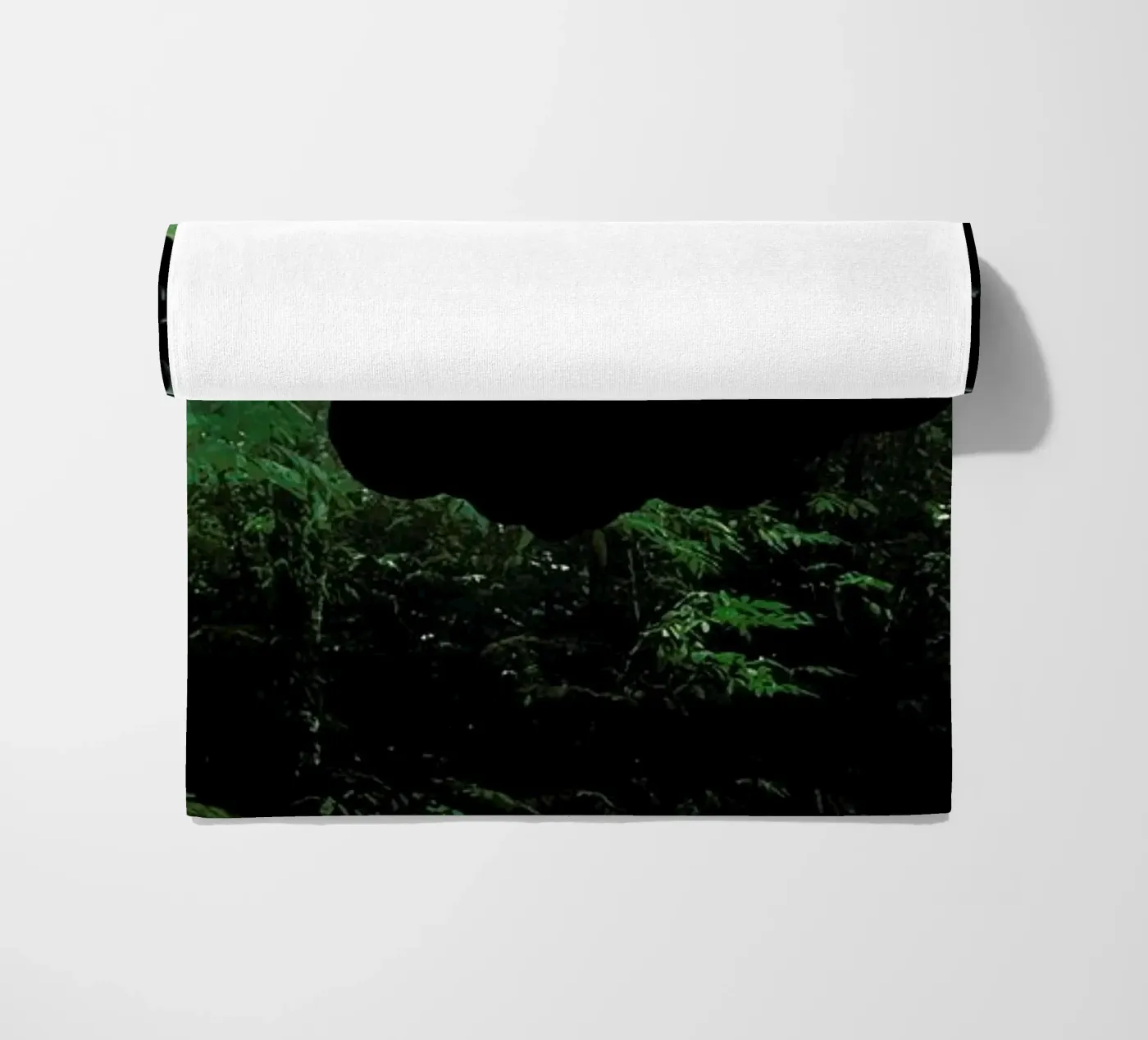 Blacks Strandtuch von Eugene Soloviev