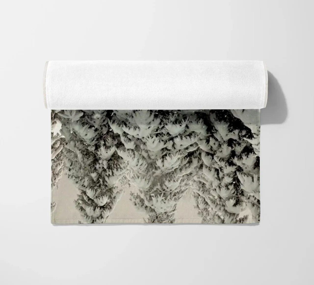 Brod beach towel by Eugene Soloviev