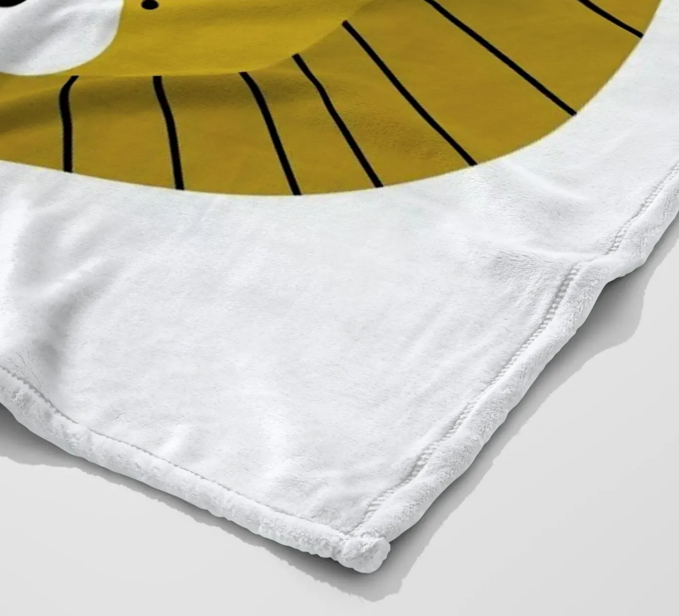 Lion coperta in pile da Charlotte Winter