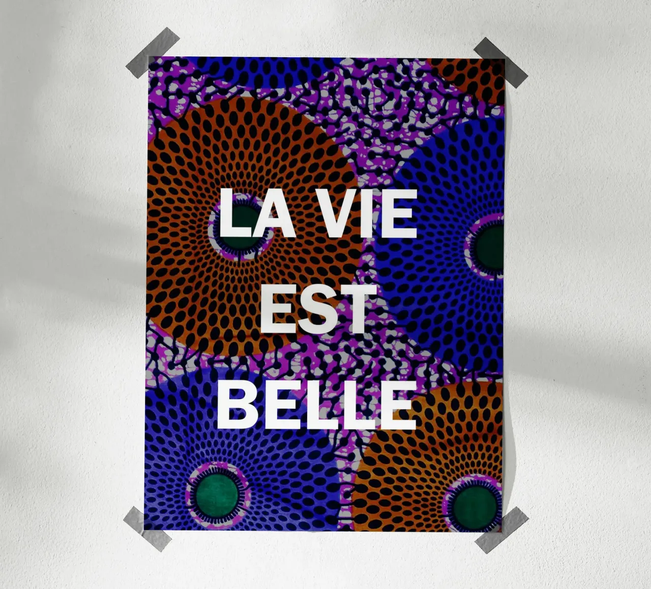 La vie est belle poster con telaio in legno da Mathudace Créas