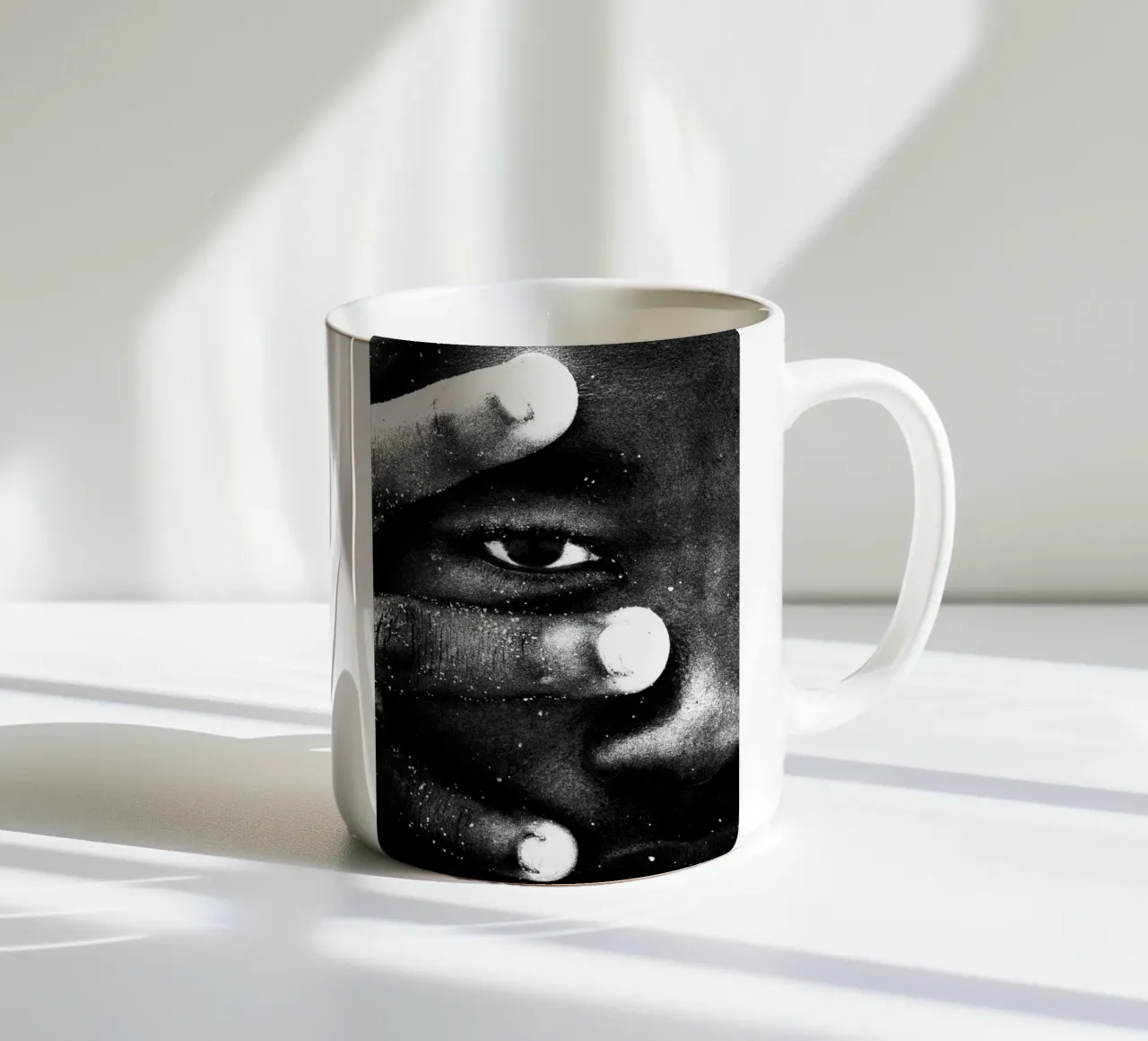 Afro Idyllic tazza in ceramica da Mathudace Créas