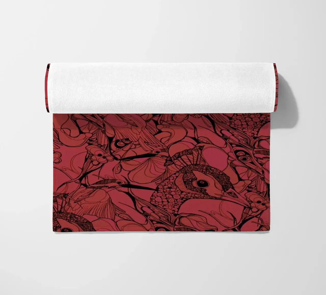 Peacock Red telo mare da Giulio Iurissevich